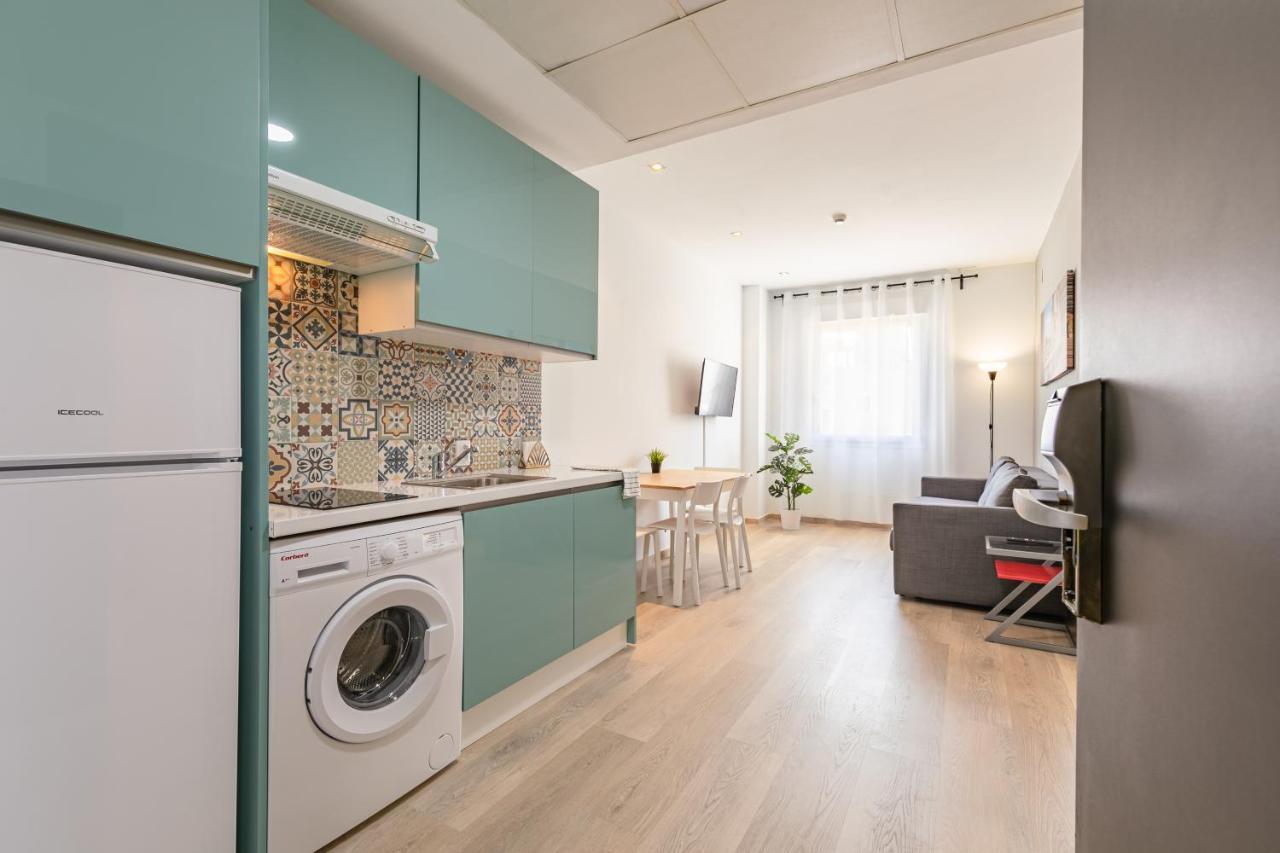 Apartment With Free Parking And Pool Bormujos Exterior foto